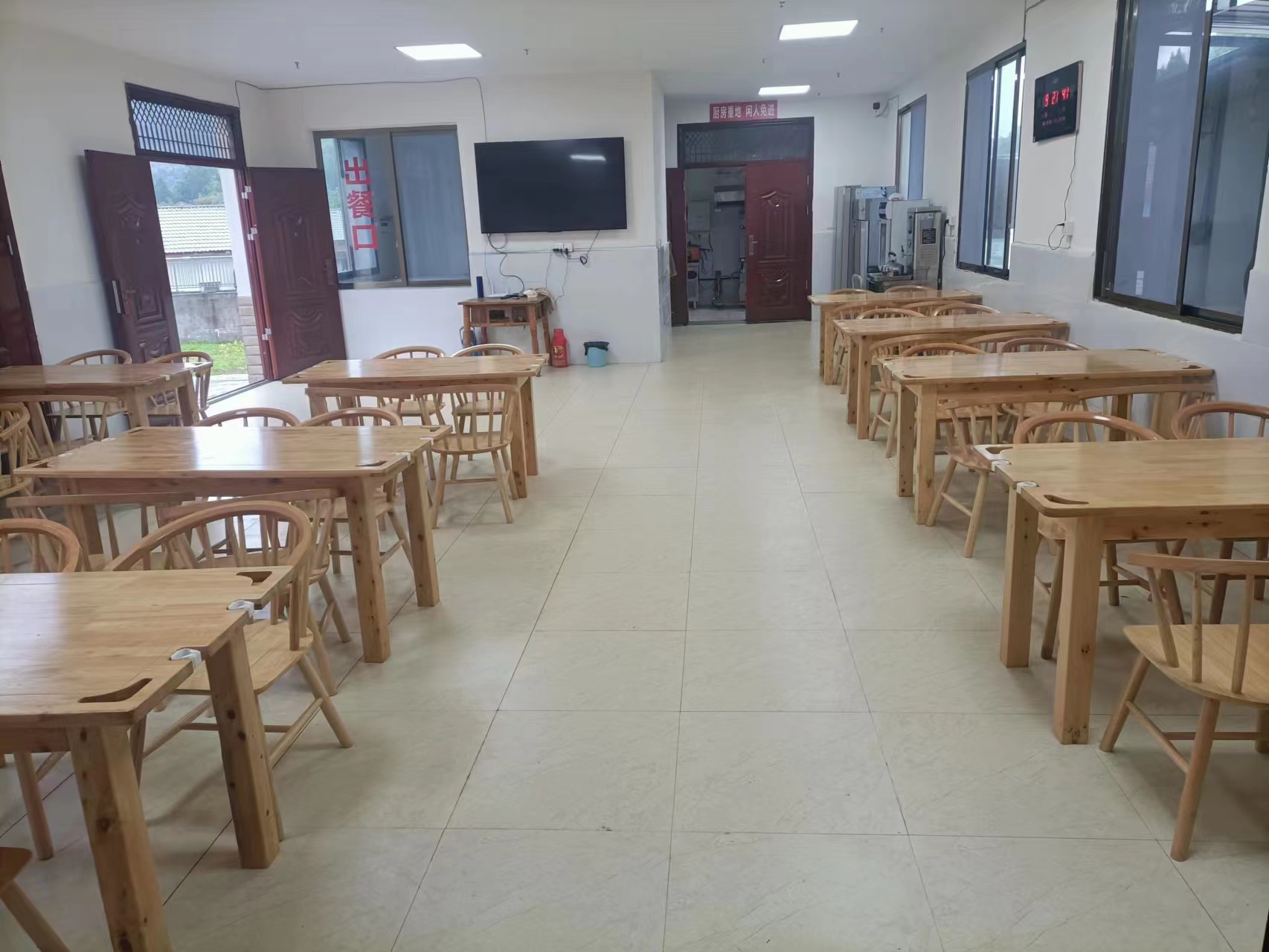 射洪慈愛(ài)老年養(yǎng)護(hù)中心